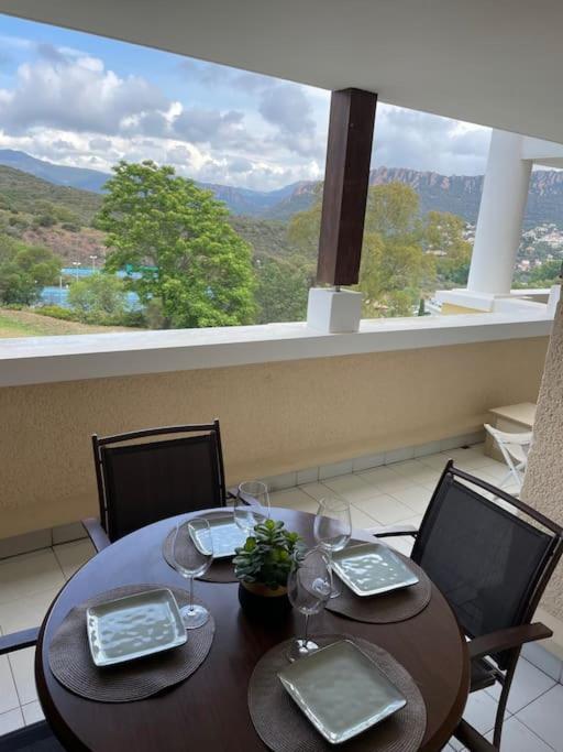 Superbe Appartement Village Cap Esterel 4P Climatise Сен-Рафаель Екстер'єр фото